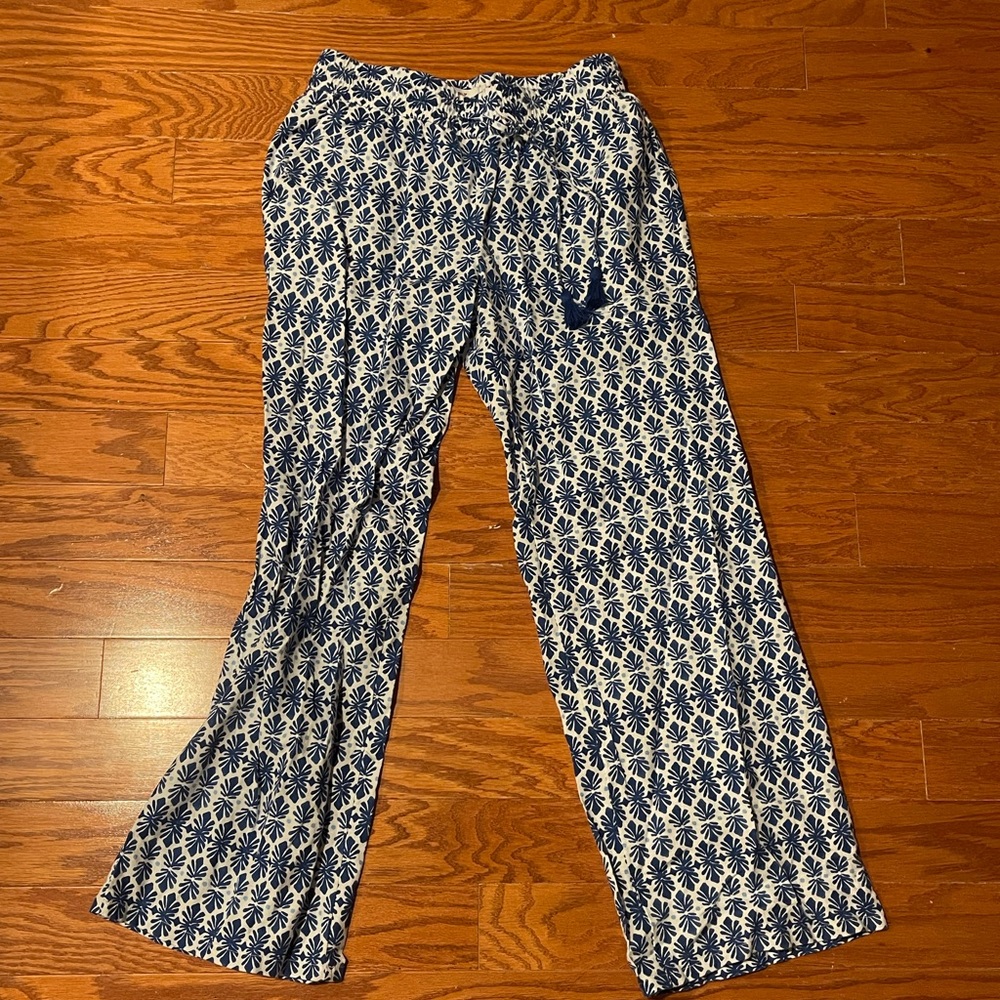 vineyard vines flow pants